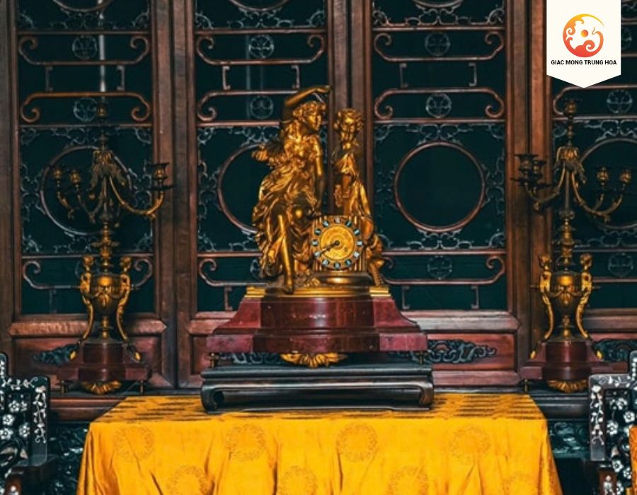 cung vương phủ hòa thân